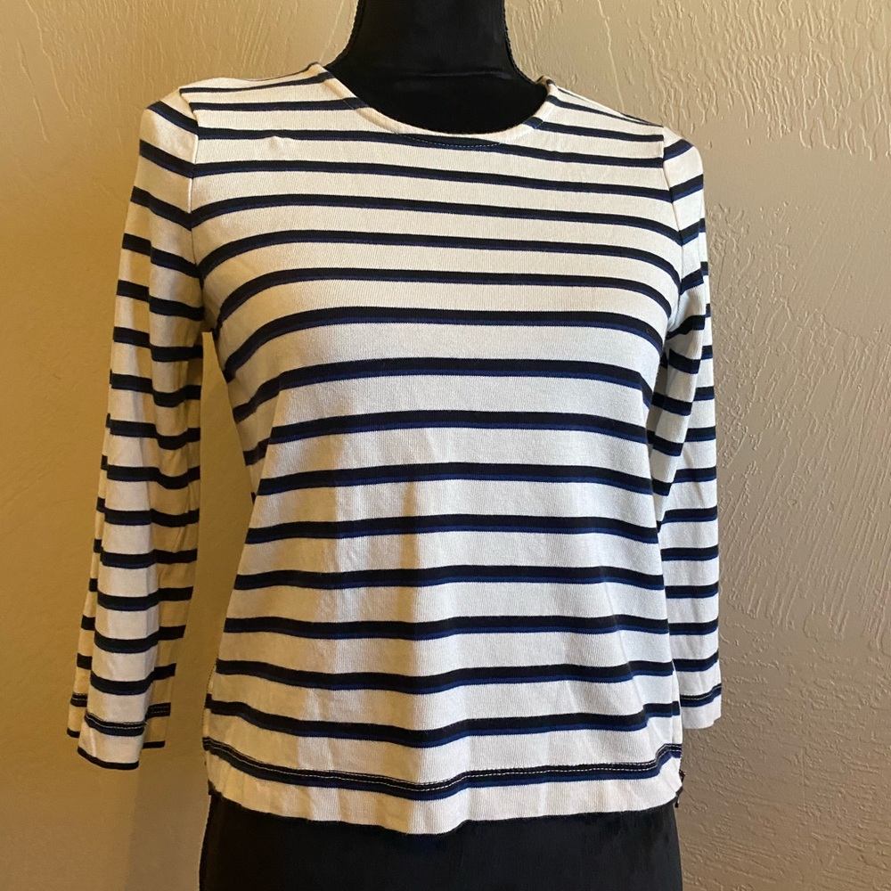 Small Marine Layer 3/4 Sleeve Side Zip Top